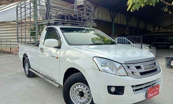 Buy Used Isuzu D-Max White Car in Bangkok in Bangkok Buy Used Isuzu D-Max White Car in Bangkok in Bangkok