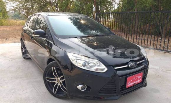 ซื้อ รถมือสอง Ford Focus สีดำ รถยนต์ ใน %{เมือง} ใน กรุงเทพมหานคร