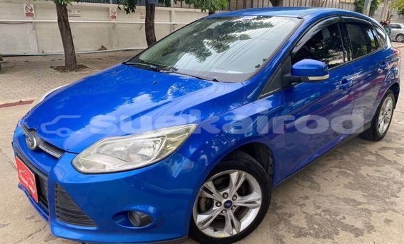 ซื้อ รถมือสอง Ford Focus สีน้ำเงิน รถยนต์ ใน %{เมือง} ใน กรุงเทพมหานคร