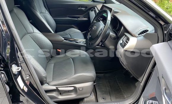 ซื้อ รถมือสอง Toyota C-HR สีดำ รถยนต์ ใน %{เมือง} ใน กรุงเทพมหานคร ซื้อ รถมือสอง Toyota C-HR สีดำ รถยนต์ ใน %{เมือง} ใน กรุงเทพมหานคร