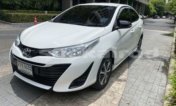 Buy Used Toyota Yaris White Car in Bangkok in Bangkok