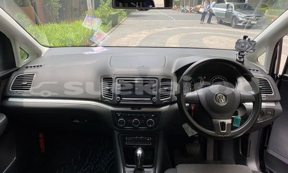 ซื้อ รถมือสอง Volkswagen Sharan สีน้ำเงิน รถยนต์ ใน %{เมือง} ใน กรุงเทพมหานคร ซื้อ รถมือสอง Volkswagen Sharan สีน้ำเงิน รถยนต์ ใน %{เมือง} ใน กรุงเทพมหานคร