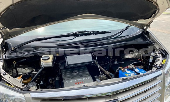 Buy Used Toyota Alphard Brown Car in Bangkok in Bangkok Buy Used Toyota Alphard Brown Car in Bangkok in Bangkok