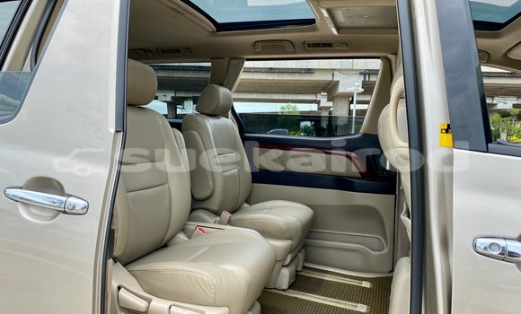 Buy Used Toyota Alphard Brown Car in Bangkok in Bangkok Buy Used Toyota Alphard Brown Car in Bangkok in Bangkok