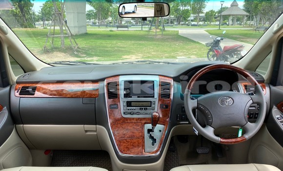 Buy Used Toyota Alphard Brown Car in Bangkok in Bangkok Buy Used Toyota Alphard Brown Car in Bangkok in Bangkok