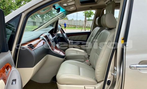 Buy Used Toyota Alphard Brown Car in Bangkok in Bangkok Buy Used Toyota Alphard Brown Car in Bangkok in Bangkok