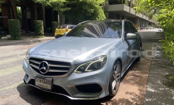 Buy Used Mercedes-Benz E-Classe Other Car in Bangkok in Bangkok Buy Used Mercedes-Benz E-Classe Other Car in Bangkok in Bangkok