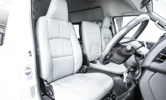 ซื้อ รถมือสอง Toyota Commuter เงิน รถยนต์ ใน %{เมือง} ใน กรุงเทพมหานคร ซื้อ รถมือสอง Toyota Commuter เงิน รถยนต์ ใน %{เมือง} ใน กรุงเทพมหานคร