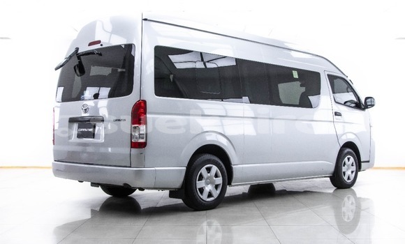 ซื้อ รถมือสอง Toyota Commuter เงิน รถยนต์ ใน %{เมือง} ใน กรุงเทพมหานคร ซื้อ รถมือสอง Toyota Commuter เงิน รถยนต์ ใน %{เมือง} ใน กรุงเทพมหานคร