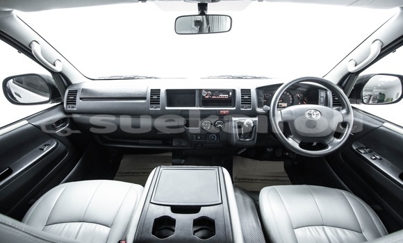 ซื้อ รถมือสอง Toyota Commuter เงิน รถยนต์ ใน %{เมือง} ใน กรุงเทพมหานคร ซื้อ รถมือสอง Toyota Commuter เงิน รถยนต์ ใน %{เมือง} ใน กรุงเทพมหานคร