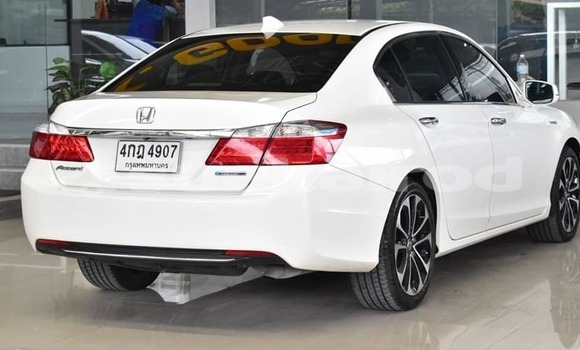 Buy Used Honda Accord White Car in Bangkok in Bangkok Buy Used Honda Accord White Car in Bangkok in Bangkok