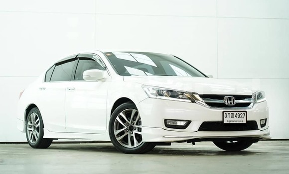 Buy Used Honda Accord White Car in Bangkok in Bangkok Buy Used Honda Accord White Car in Bangkok in Bangkok