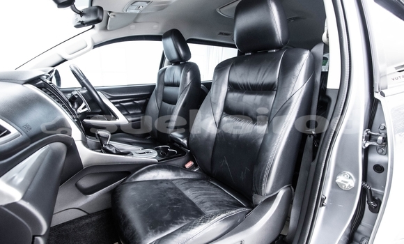 ซื้อ รถมือสอง Mitsubishi Pajero Sport อื่น ๆ รถยนต์ ใน %{เมือง} ใน กรุงเทพมหานคร ซื้อ รถมือสอง Mitsubishi Pajero Sport อื่น ๆ รถยนต์ ใน %{เมือง} ใน กรุงเทพมหานคร