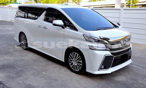 Buy Used Toyota Vellfire White Car in Bangkok in Bangkok Buy Used Toyota Vellfire White Car in Bangkok in Bangkok
