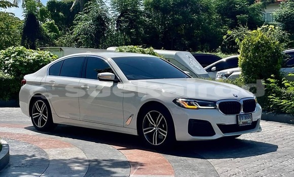 Buy Used BMW 5–Series White Car in Bangkok in Bangkok Buy Used BMW 5–Series White Car in Bangkok in Bangkok