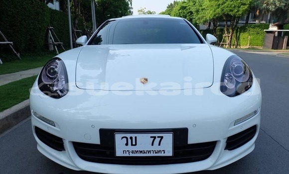 ซื้อ รถมือสอง Porsche Panamera ขาว รถยนต์ ใน %{เมือง} ใน กรุงเทพมหานคร