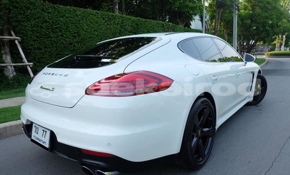 ซื้อ รถมือสอง Porsche Panamera ขาว รถยนต์ ใน %{เมือง} ใน กรุงเทพมหานคร ซื้อ รถมือสอง Porsche Panamera ขาว รถยนต์ ใน %{เมือง} ใน กรุงเทพมหานคร
