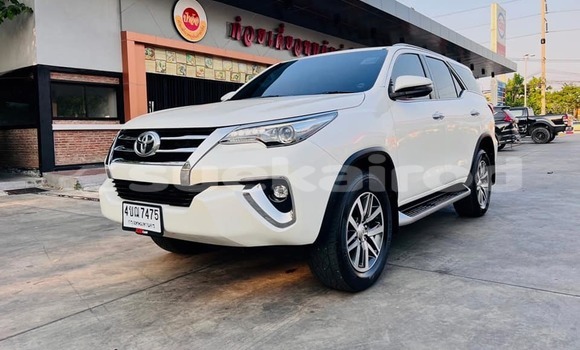 Buy Used Toyota Fortuner White Car in Bangkok in Bangkok Buy Used Toyota Fortuner White Car in Bangkok in Bangkok