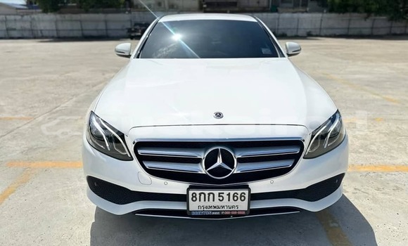 Buy Used Mercedes‒Benz S–Class White Car in Bangkok in Bangkok