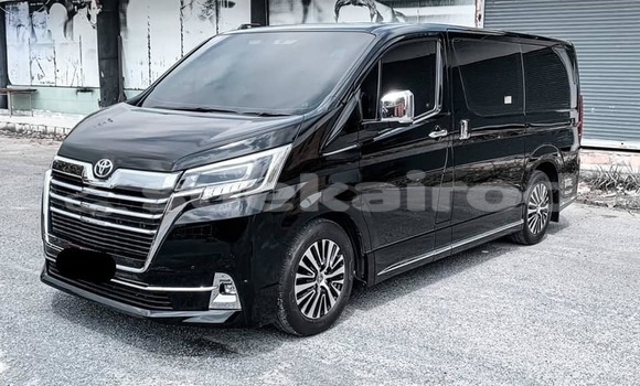 Buy Used Toyota Crown Majesta Black Car in Bangkok in Bangkok Buy Used Toyota Crown Majesta Black Car in Bangkok in Bangkok
