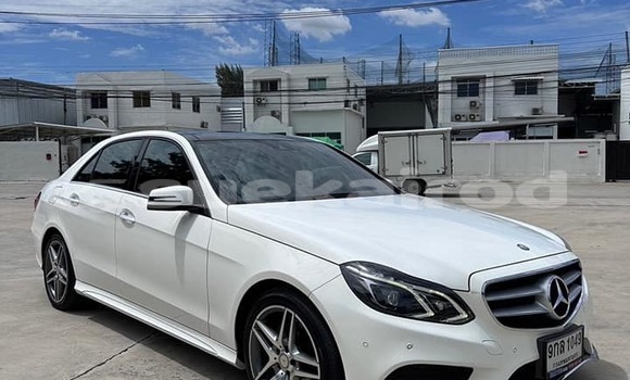 Buy Used Mercedes-Benz E-Classe White Car in Bangkok in Bangkok Buy Used Mercedes-Benz E-Classe White Car in Bangkok in Bangkok