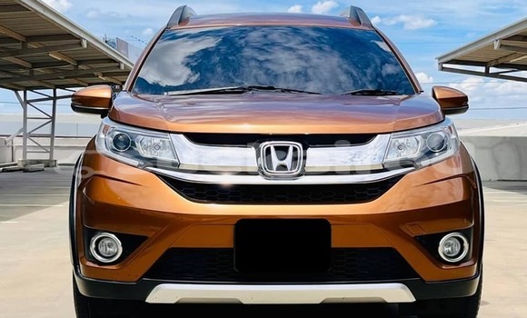 ซื้อ รถมือสอง Honda BR-V อื่น ๆ รถยนต์ ใน %{เมือง} ใน กรุงเทพมหานคร