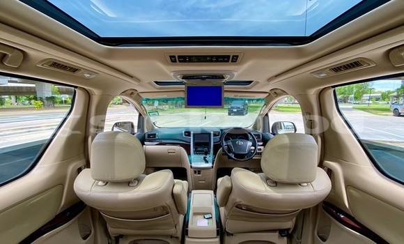 Buy Used Toyota Alphard White Car in Bangkok in Bangkok Buy Used Toyota Alphard White Car in Bangkok in Bangkok
