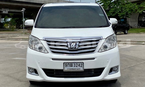 Buy Used Toyota Alphard White Car in Bangkok in Bangkok Buy Used Toyota Alphard White Car in Bangkok in Bangkok