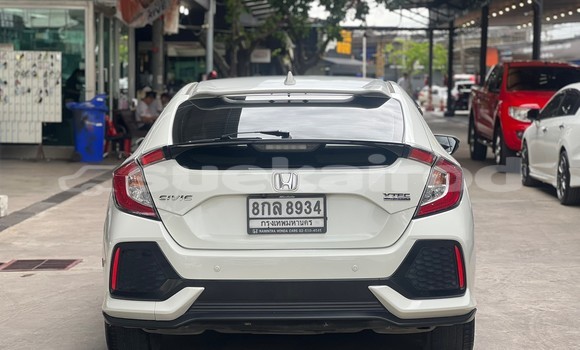 Buy Used Honda Civic White Car in Bangkok in Bangkok Buy Used Honda Civic White Car in Bangkok in Bangkok