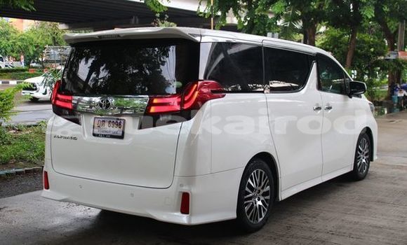 ซื้อ รถมือสอง Toyota Alphard ขาว รถยนต์ ใน %{เมือง} ใน กรุงเทพมหานคร ซื้อ รถมือสอง Toyota Alphard ขาว รถยนต์ ใน %{เมือง} ใน กรุงเทพมหานคร