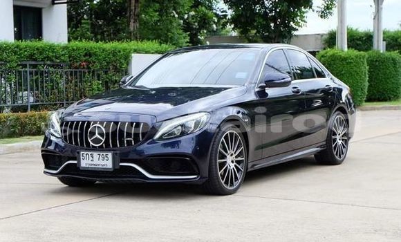 ซื้อ รถมือสอง Mercedes-Benz C-Classe สีดำ รถยนต์ ใน %{เมือง} ใน กรุงเทพมหานคร