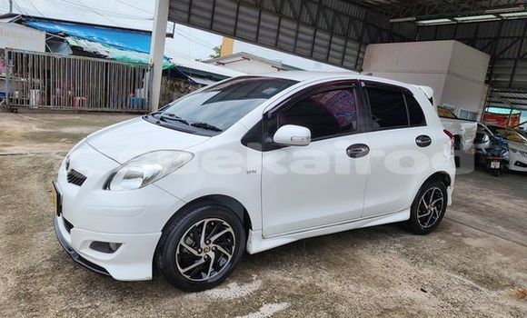 ซื้อ รถมือสอง Toyota Yaris ขาว รถยนต์ ใน %{เมือง} ใน กรุงเทพมหานคร ซื้อ รถมือสอง Toyota Yaris ขาว รถยนต์ ใน %{เมือง} ใน กรุงเทพมหานคร