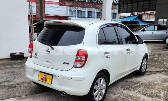 ซื้อ รถมือสอง Nissan March ขาว รถยนต์ ใน %{เมือง} ใน สุรินทร์ ซื้อ รถมือสอง Nissan March ขาว รถยนต์ ใน %{เมือง} ใน สุรินทร์