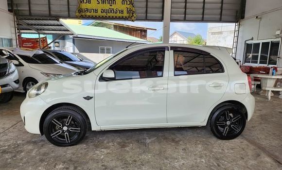 ซื้อ รถมือสอง Nissan March ขาว รถยนต์ ใน %{เมือง} ใน สุรินทร์ ซื้อ รถมือสอง Nissan March ขาว รถยนต์ ใน %{เมือง} ใน สุรินทร์