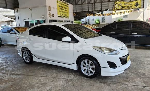 ซื้อ รถมือสอง Mazda Mazda 2 ขาว รถยนต์ ใน %{เมือง} ใน กรุงเทพมหานคร