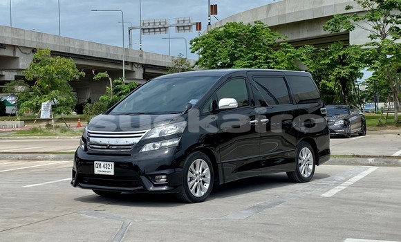 ซื้อ รถมือสอง Toyota Vellfire สีดำ รถยนต์ ใน %{เมือง} ใน กรุงเทพมหานคร