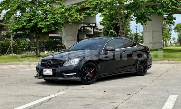 ซื้อ รถมือสอง Mercedes-Benz C180 coupe สีดำ รถยนต์ ใน %{เมือง} ใน กรุงเทพมหานคร