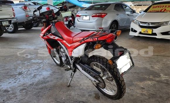 ซื้อ รถมือสอง Honda CRF สีแดง จักรยานยนต์ ใน %{เมือง} ใน สุรินทร์ ซื้อ รถมือสอง Honda CRF สีแดง จักรยานยนต์ ใน %{เมือง} ใน สุรินทร์