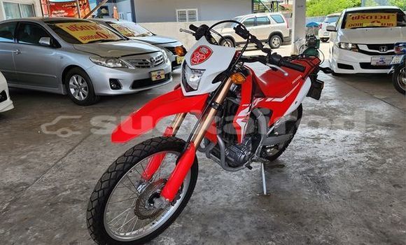 ซื้อ รถมือสอง Honda CRF สีแดง จักรยานยนต์ ใน %{เมือง} ใน สุรินทร์ ซื้อ รถมือสอง Honda CRF สีแดง จักรยานยนต์ ใน %{เมือง} ใน สุรินทร์