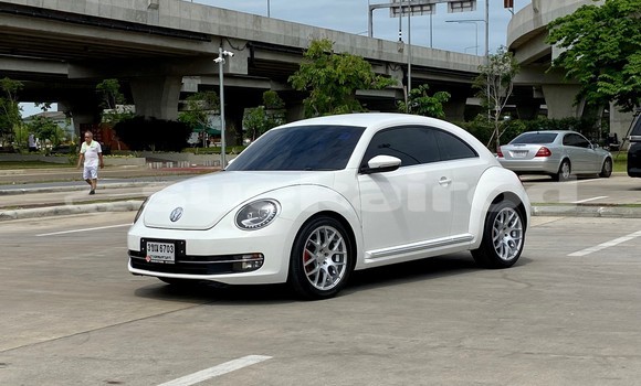 ซื้อ รถมือสอง Volkswagen Beetle ขาว รถยนต์ ใน %{เมือง} ใน กรุงเทพมหานคร