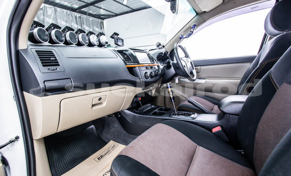 Buy Used Toyota Hiluxe VIGO White Car in Bangkok in Bangkok Buy Used Toyota Hiluxe VIGO White Car in Bangkok in Bangkok