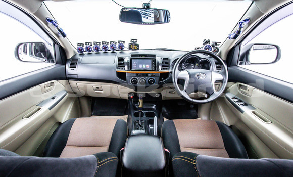 Buy Used Toyota Hiluxe VIGO White Car in Bangkok in Bangkok Buy Used Toyota Hiluxe VIGO White Car in Bangkok in Bangkok