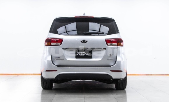 Buy Used Kia Carnival Silver Car in Bangkok in Bangkok Buy Used Kia Carnival Silver Car in Bangkok in Bangkok