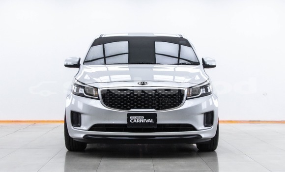 Buy Used Kia Carnival Silver Car in Bangkok in Bangkok Buy Used Kia Carnival Silver Car in Bangkok in Bangkok
