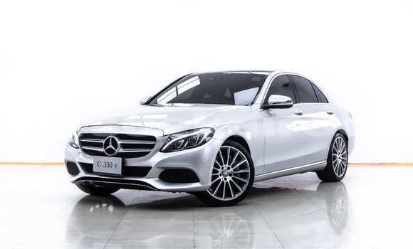 ซื้อ รถมือสอง Mercedes‒Benz C–Class อื่น ๆ รถยนต์ ใน %{เมือง} ใน กรุงเทพมหานคร