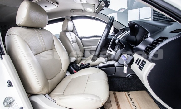 Buy Used Mitsubishi Pajero Sport White Car in Bangkok in Bangkok Buy Used Mitsubishi Pajero Sport White Car in Bangkok in Bangkok