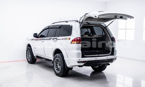 Buy Used Mitsubishi Pajero Sport White Car in Bangkok in Bangkok Buy Used Mitsubishi Pajero Sport White Car in Bangkok in Bangkok