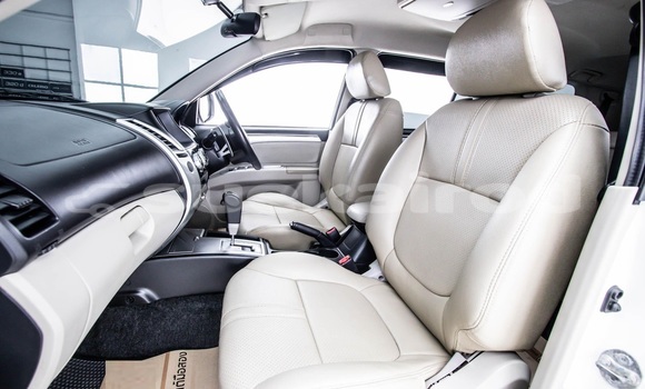 Buy Used Mitsubishi Pajero Sport White Car in Bangkok in Bangkok Buy Used Mitsubishi Pajero Sport White Car in Bangkok in Bangkok