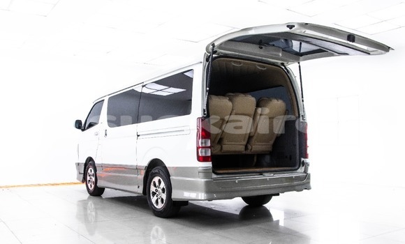 Buy Used Toyota Ventury White Car in Bangkok in Bangkok Buy Used Toyota Ventury White Car in Bangkok in Bangkok