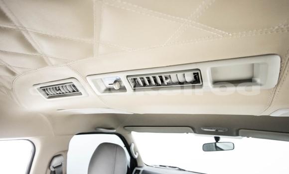 Buy Used Toyota Ventury White Car in Bangkok in Bangkok Buy Used Toyota Ventury White Car in Bangkok in Bangkok